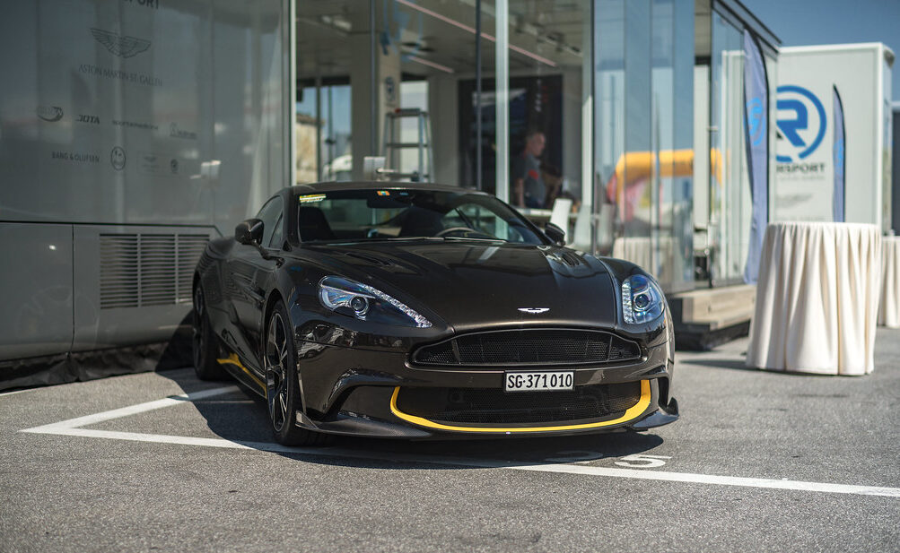 Aston Martin Vanquish se letos vrátí s novým motorem V12 o výkonu 824 koní