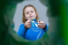 Elektroodpad nepatří do běžné popelnice. Většina lidí si s tím ale hlavu neláme.