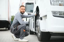 Správná péče o pneumatiky prodlouží jejich životnost.