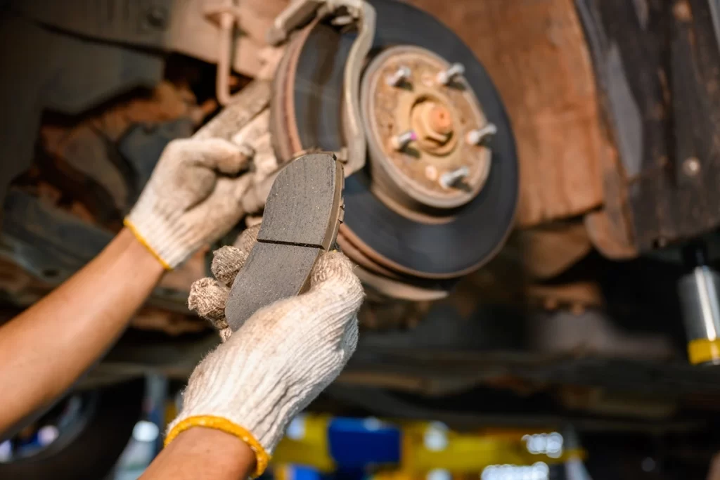 Výměna brzdové destičky autoservis