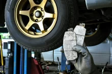 Výměna brzdové destičky autoservis údržba