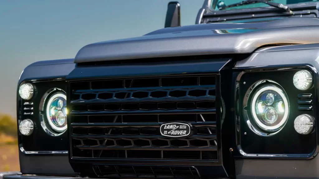 Land Rover maska