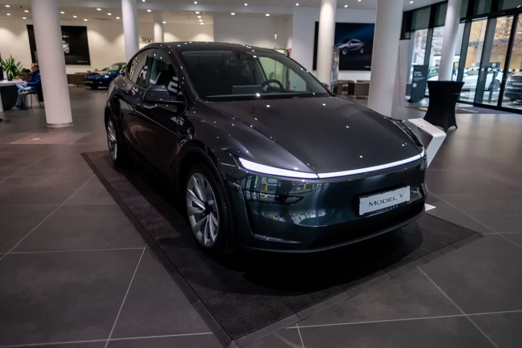 Automobil Tesla - MotorGuru.cz Automobil Tesla
