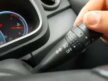 Včasný blinkr je důležitý hlavně z hlediska předcházení nehodě.