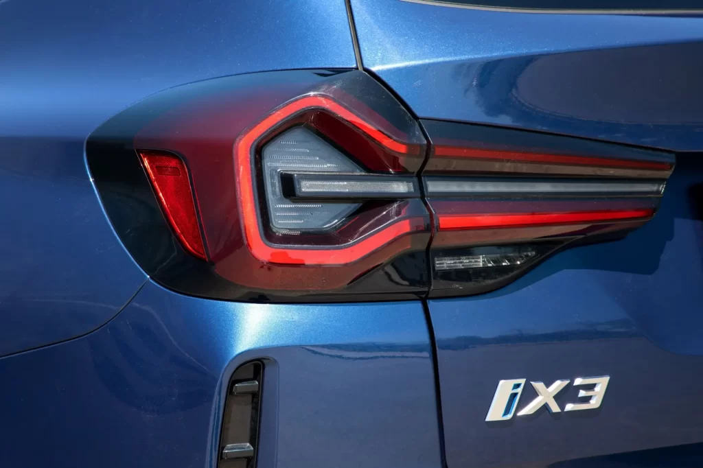 BMW ix 3