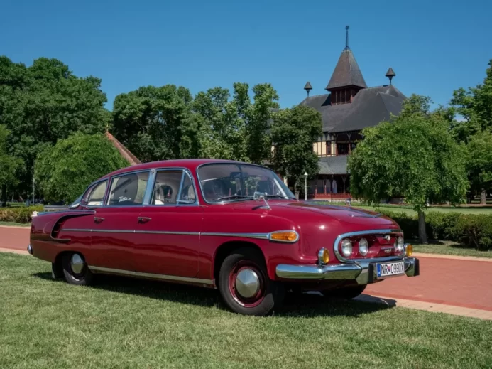 Tatra 603 byla na svou dobu pozoruhodné vozidlo.