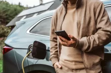 Elektromobily jsou tiché, což se nemusí líbit každému.
