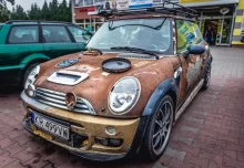 STraé auto doplněné o reproduktory a další tuning