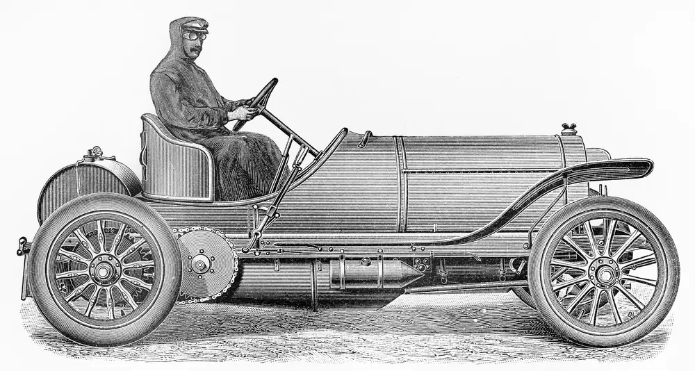 shutterstock_102110260 - MotorGuru.cz Historický závodní vůz Mercedes a dobově oblečený řidič