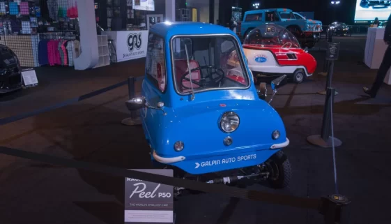 Nejmenší pojízdné auto světa Peel P50