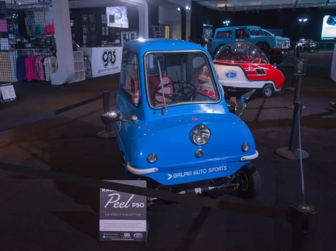 Nejmenší pojízdné auto světa Peel P50