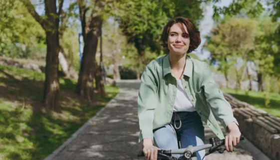 Rušení parkovacích míst díky cyklistům je stále častější.