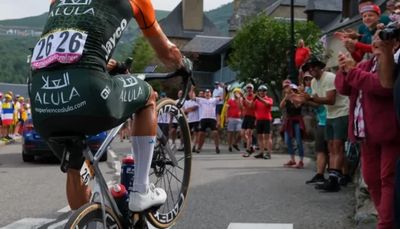 Wheelie - jeden z prvních triků na kole.