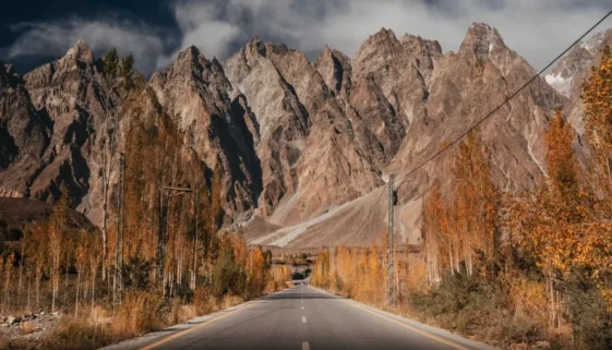 Dálnice Karakoram má děsivou minulost.