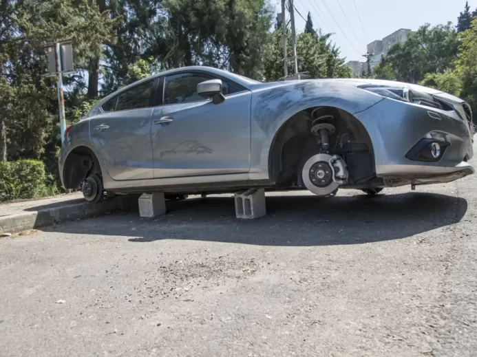 Auto bez kol