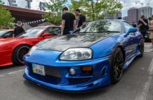 Toyota Supra Mk4 v modré barvě