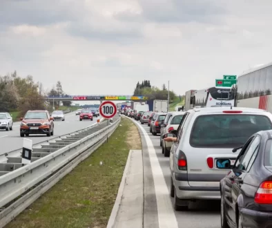 Ucpaná dálnice na Beno