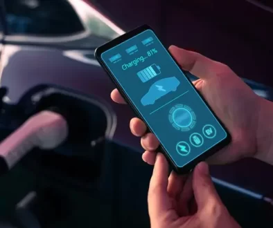 Propojení elektromobilu s telefonem