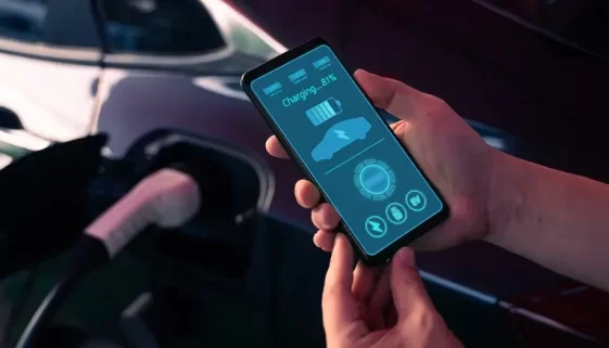 Propojení elektromobilu s telefonem