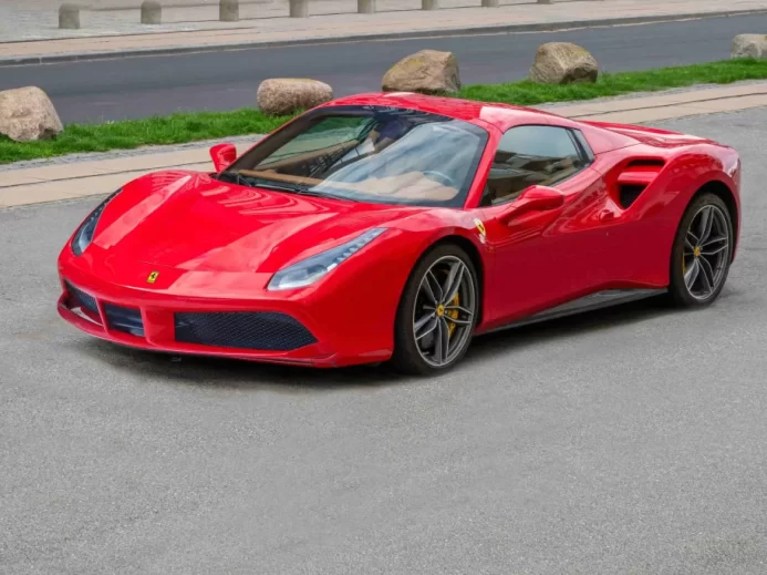 Červené Ferrari
