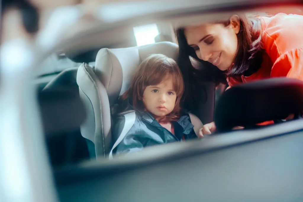 - MotorGuru.cz Autosedačku vždy umístěte pomocí isofixu