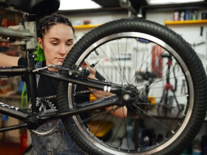 Při správném servisu nám bicykl vydrží dlouhá léta.
