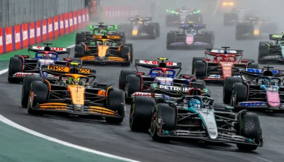Závody F1 jsou téměř výhradně mužské.