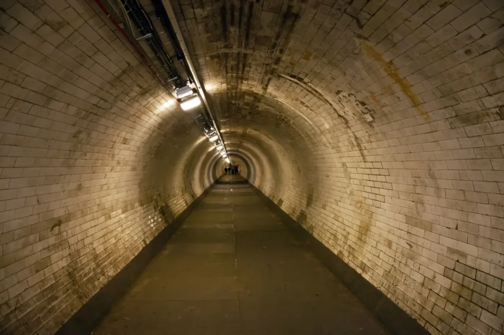 Tunel pod Temží se stal základem pro moderní tunely. 