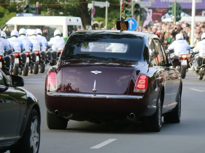 Královna svůj Daimler milovala