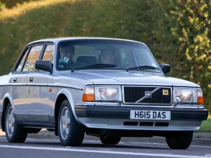 Nezničitelný rodinný tank - Volvo 240.