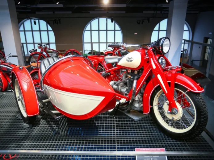 Legendární Jawa 500 OHV