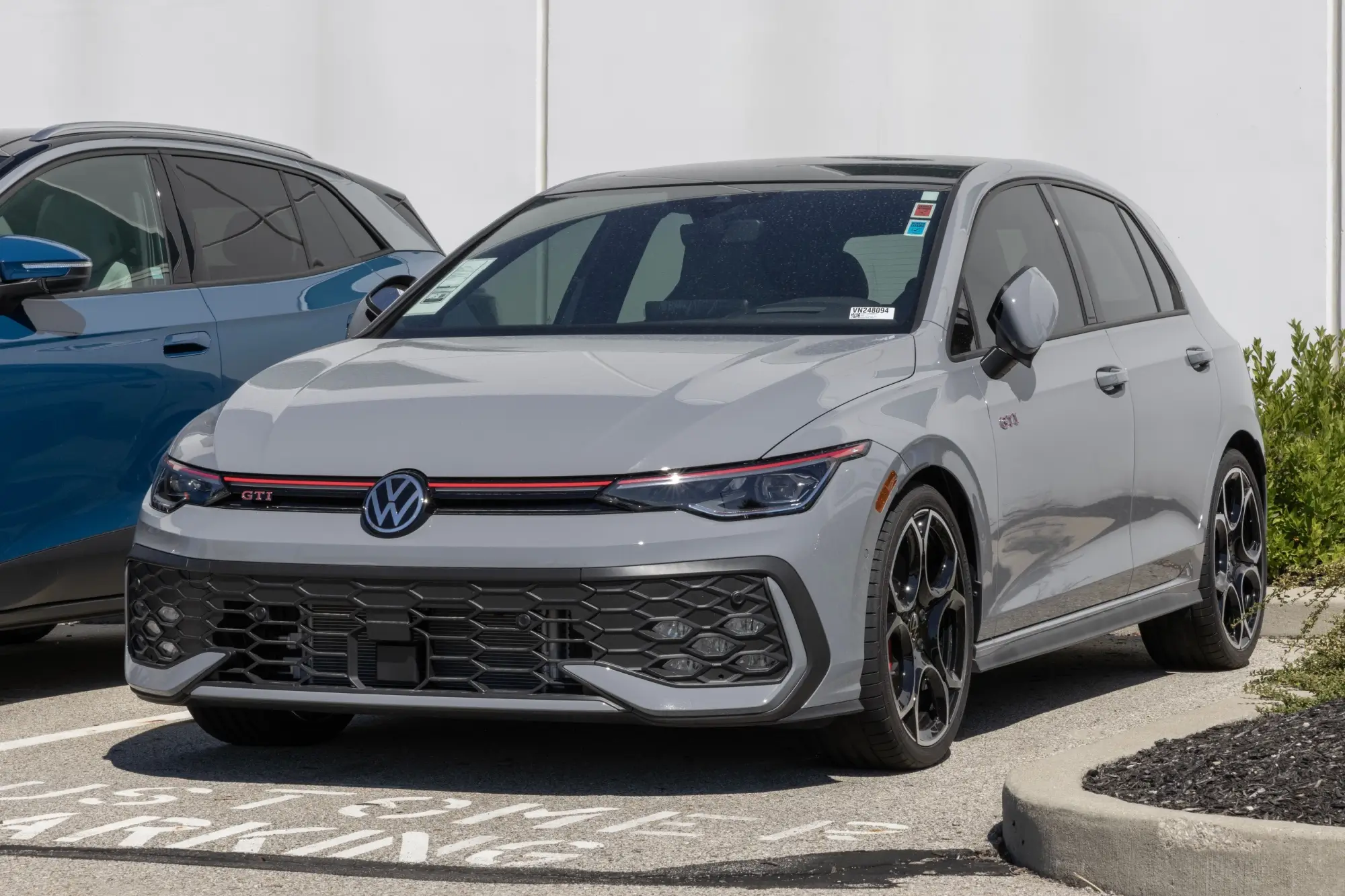 - MotorGuru.cz VW Golf