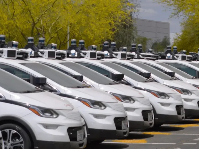 První robotické taxi