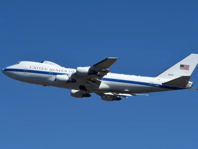 Boeing E-4B