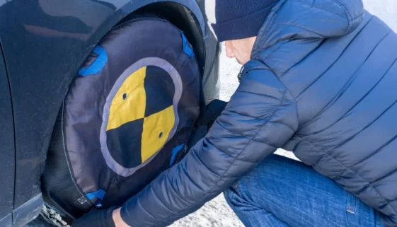 Textilní sněhové řetězy mohou v nouzi velmi pomoci.