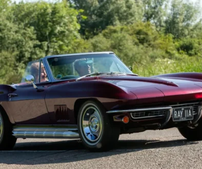 Chevrolet Corvette Sting Ray 1967 je právem považován za nejpovedenější model.