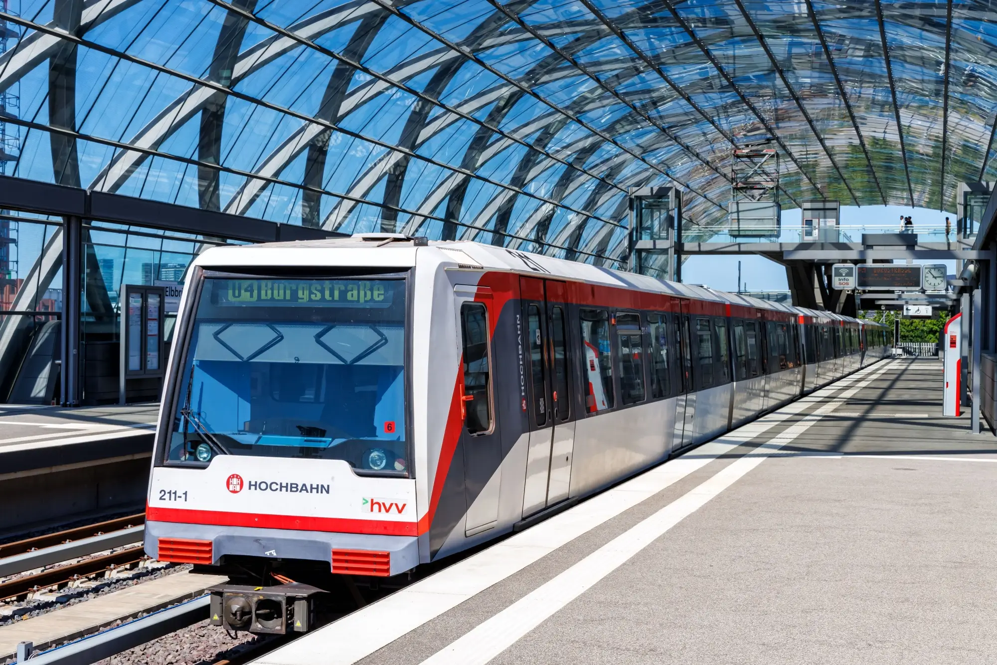Společnost Hochbahn je druhým největším poskytovatelem veřejné dopravy v Hamburku.