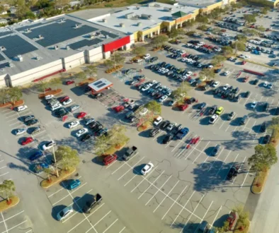 Největší chyby na parkovišti u supermarketu vás mohou zruinovat.