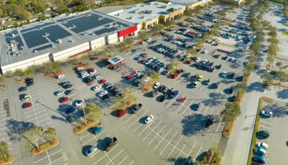 Největší chyby na parkovišti u supermarketu vás mohou zruinovat.