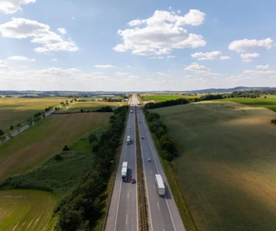 Za jízdu po dálnici si od nového roku opět trochu připlatíme.