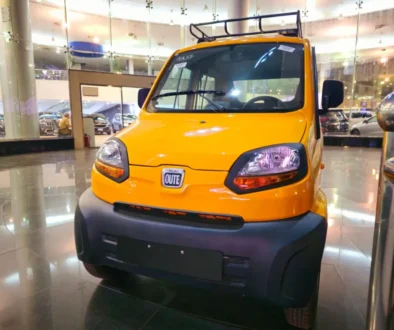 Bajaj Qute má skutečně výstřední vzhled