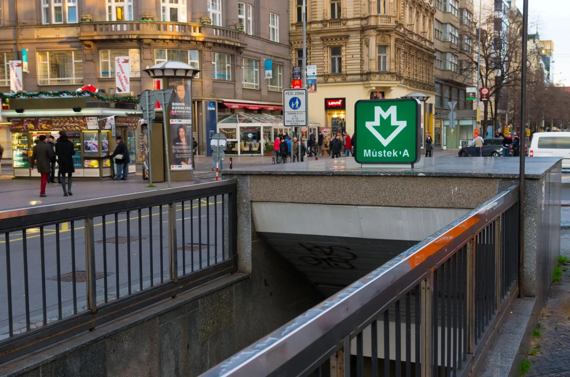 - MotorGuru.cz Pražské metro bude brzy rozšířeno o novou linku D.