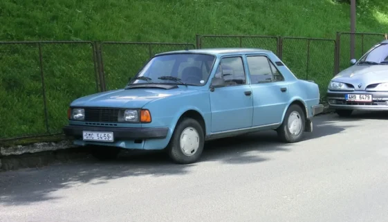 Legendární Škoda 120 - byly jí plné ulice.