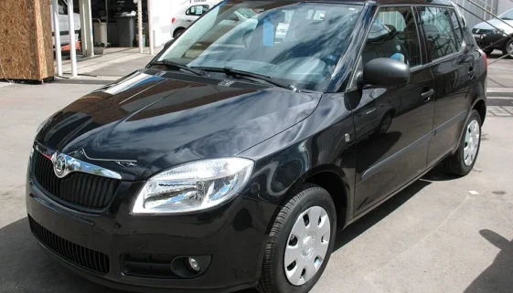 černá Škoda Fabia 1. generace