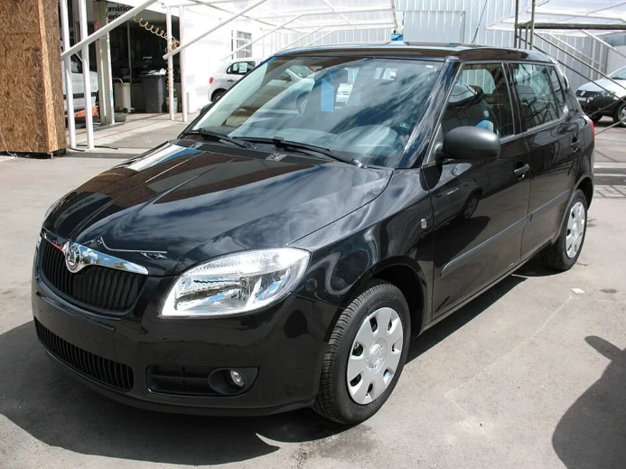 černá Škoda Fabia 1. generace