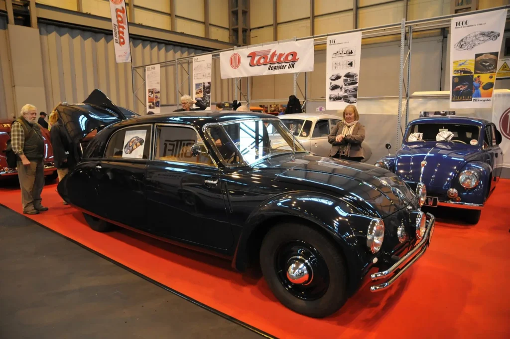 Za vítěze vybrala AI Tatru 77. Překvapivé, že?