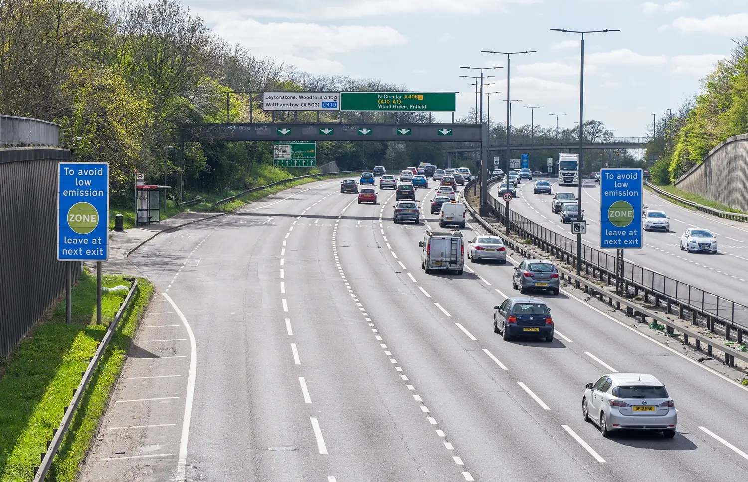 - MotorGuru.cz nízkoemisní zóny na dálnici