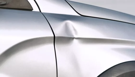 promáčklina na autě