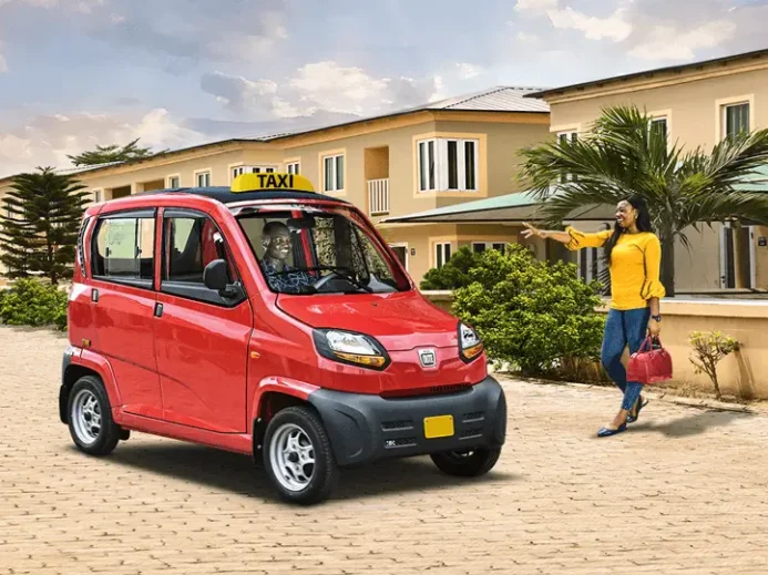 Bajaj Qute patří k nejlevnějším automobilům na světě.