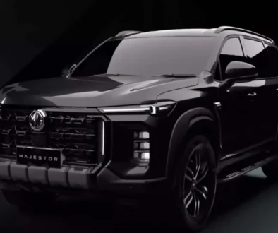 MG Majestor při pohledu z boku.